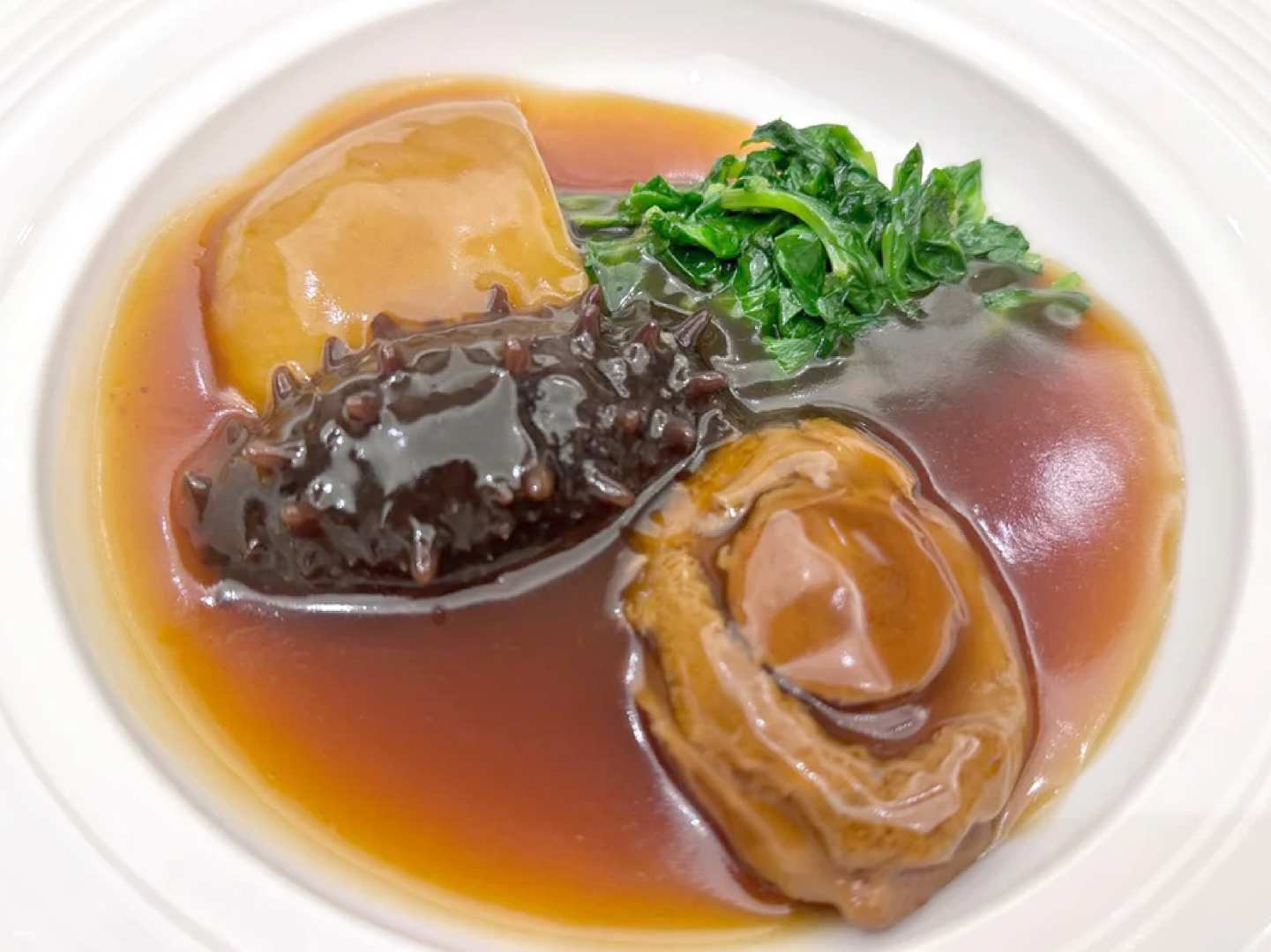 Tsim Sha Tsui｜Eternity｜180-degree Victoria Harbour view｜120-minute all-you-can-eat dim sum with roast duck｜Over 60 types of Cantonese barbecue｜Guangdong, Beijing, Sichuan, Shanghai and northern cuisine - Photo 1 of 6